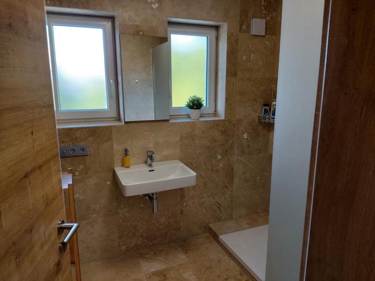 Apartmán Ferienhaus Giulia In Gunzburg Ideal Fur 2 Familien Exteriér fotografie
