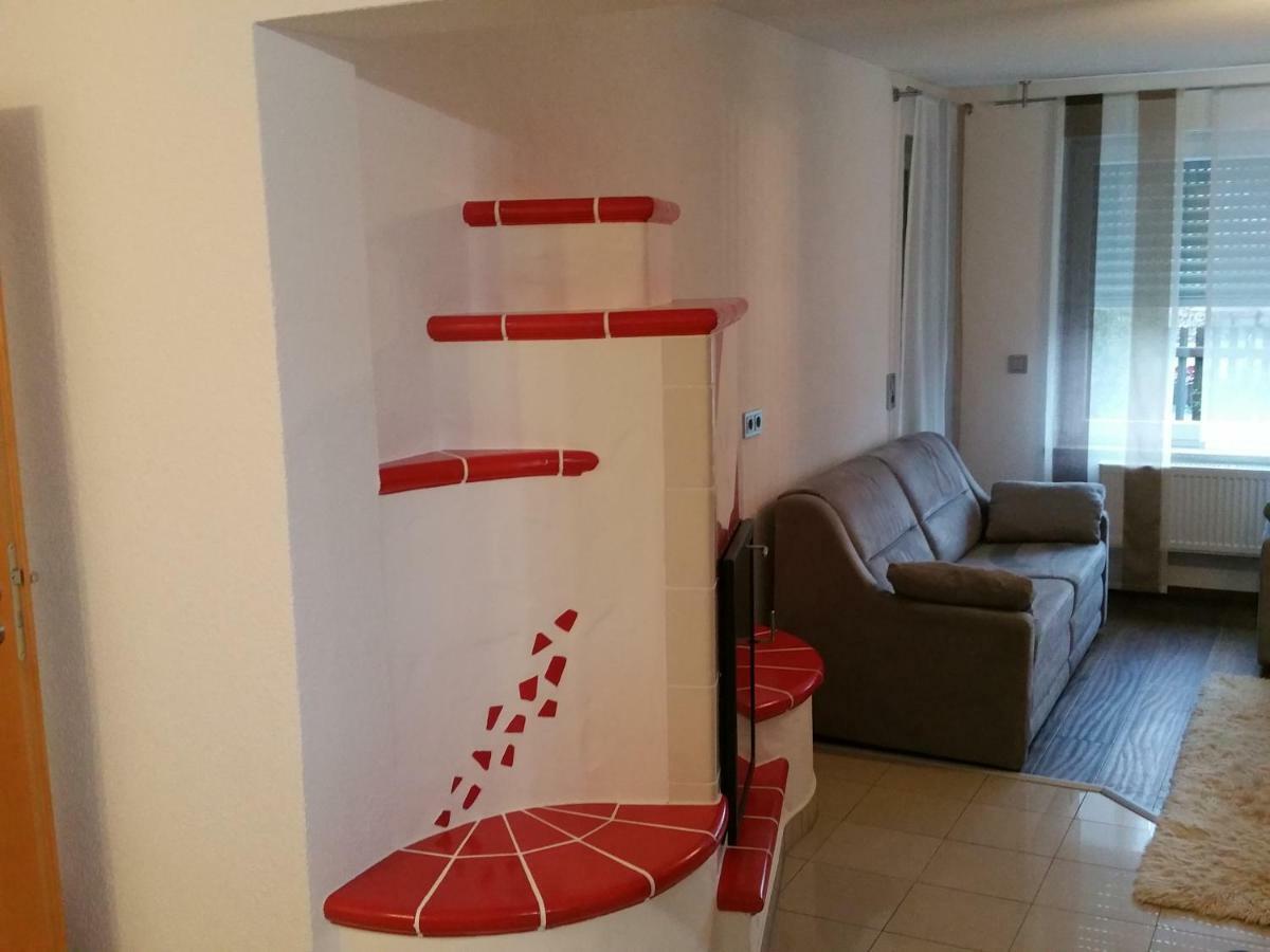 Apartmán Ferienhaus Giulia In Gunzburg Ideal Fur 2 Familien Exteriér fotografie